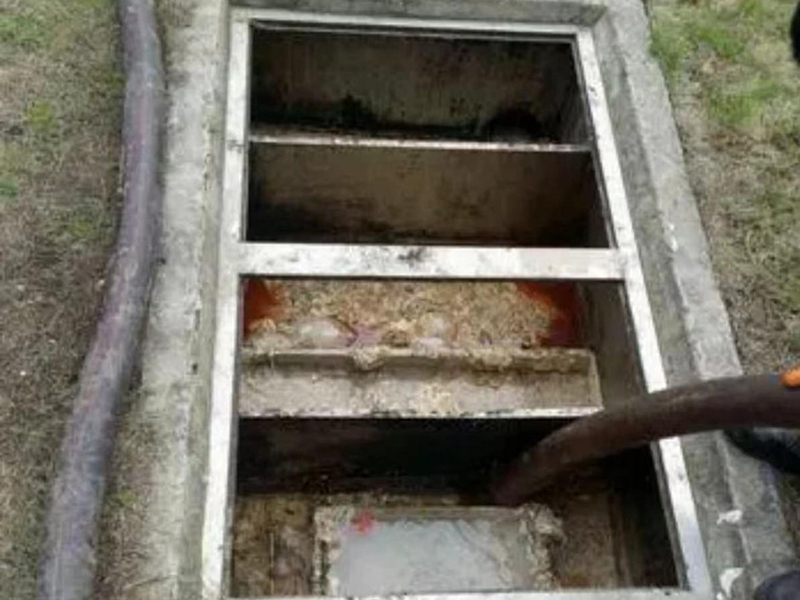 老街街道隔油池清理